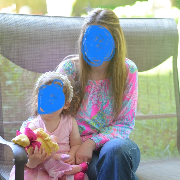 Lilly Pulitzer women’s long sleeve off the shoulder shirt size XS. - Picture 6 of 6